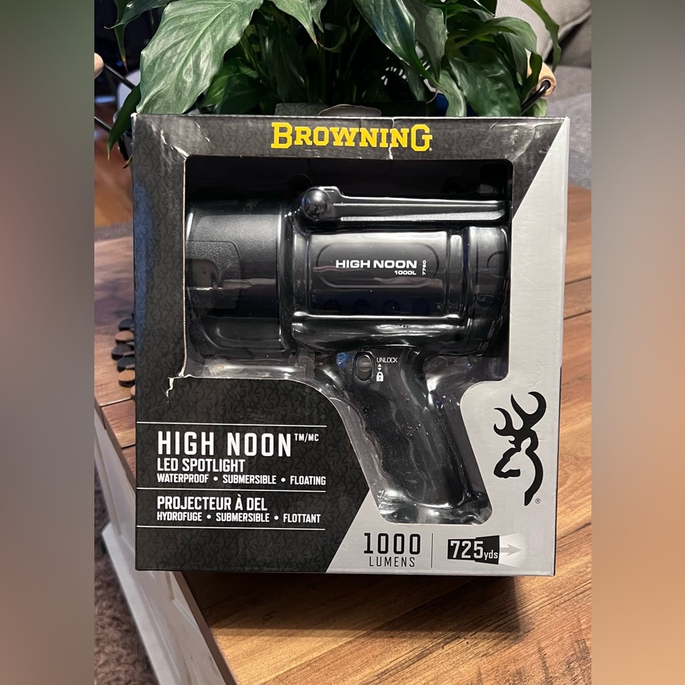Browning High-Intensity LED Spotlight - Black and Yellow